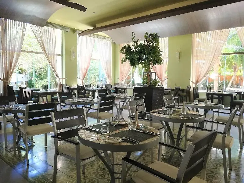 Semesteranläggning (resort) El Dorado Seaside Suites Catamaran, Cenote & More Inclusive (Adults Only) Xpu Ha