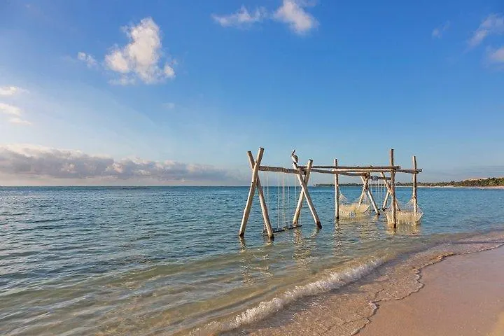 El Dorado Seaside Suites Catamaran, Cenote & More Inclusive (Adults Only) Xpu Ha Semesteranläggning (resort)