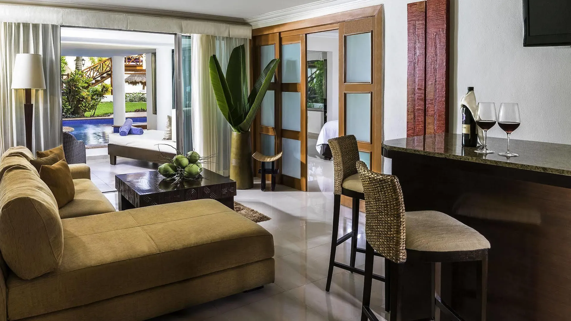 Semesteranläggning (resort) El Dorado Seaside Suites Catamaran, Cenote & More Inclusive (Adults Only) Xpu Ha